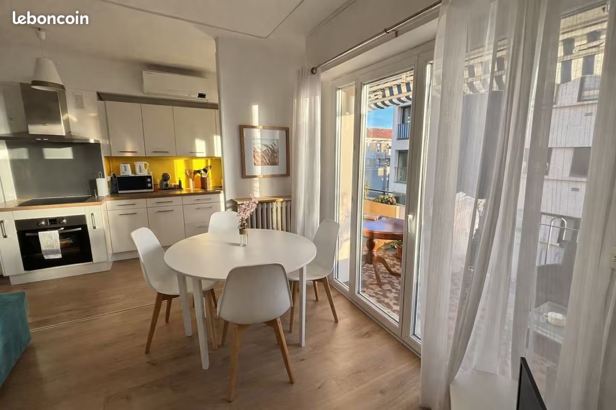 Appartement à louer, 44m², Cannes