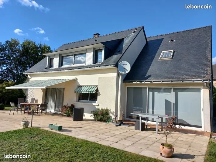 Maison à vendre, 155m², Soulaire-et-Bourg
