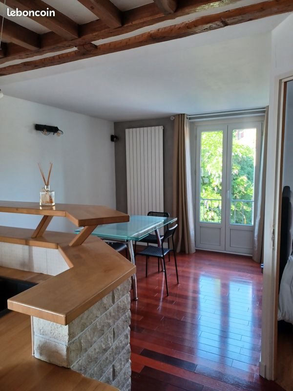 Appartement à louer, 53m², Villecresnes