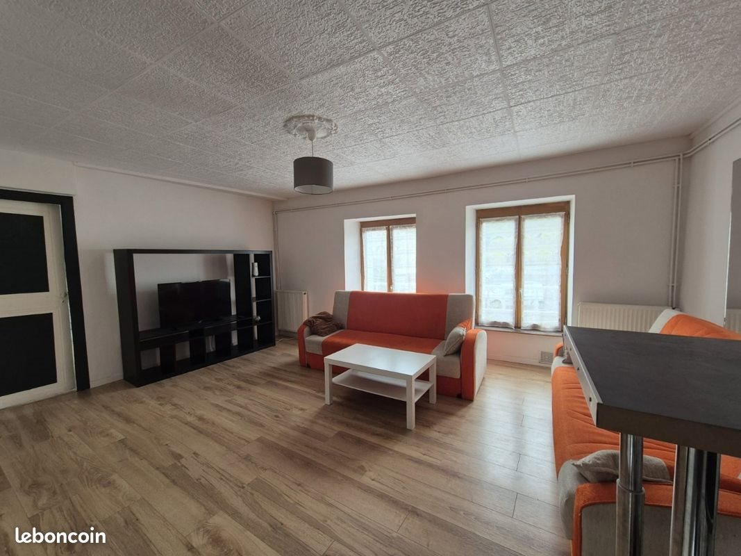 Appartement à louer, 53m², Chabreloche