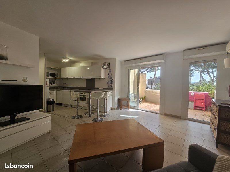 Appartement à louer, 67m², Ajaccio