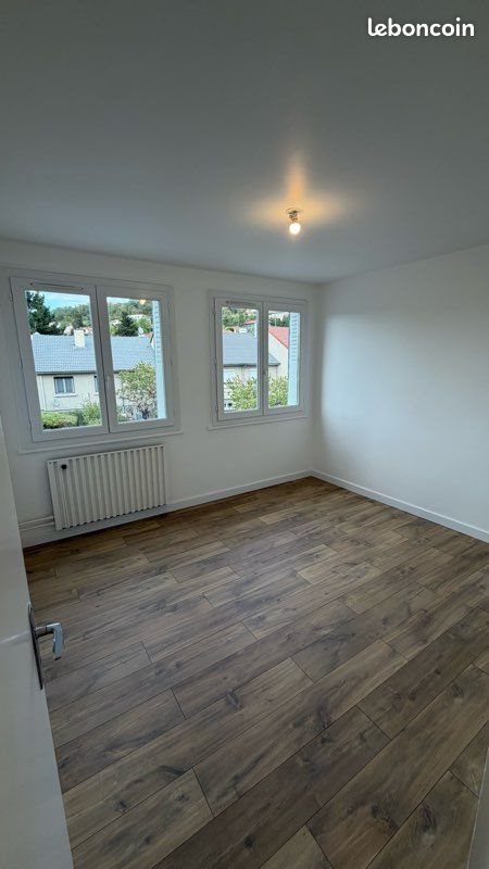 Appartement à louer, 83m², Saint-Just-Saint-Rambert