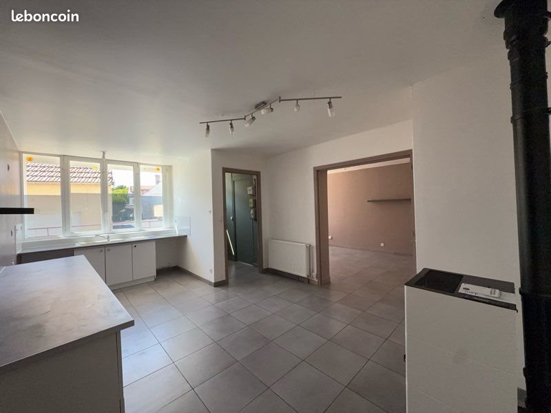 Maison à louer, 86m², Fismes