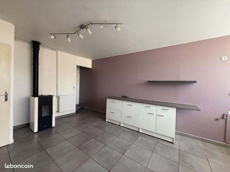 Maison à louer, 86m², Fismes
