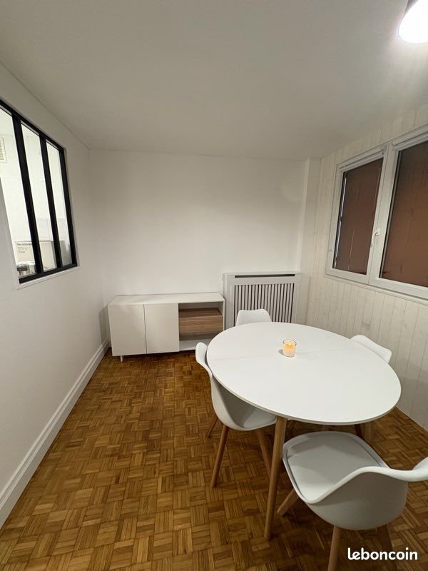 Appartement à louer, 20m², Versailles