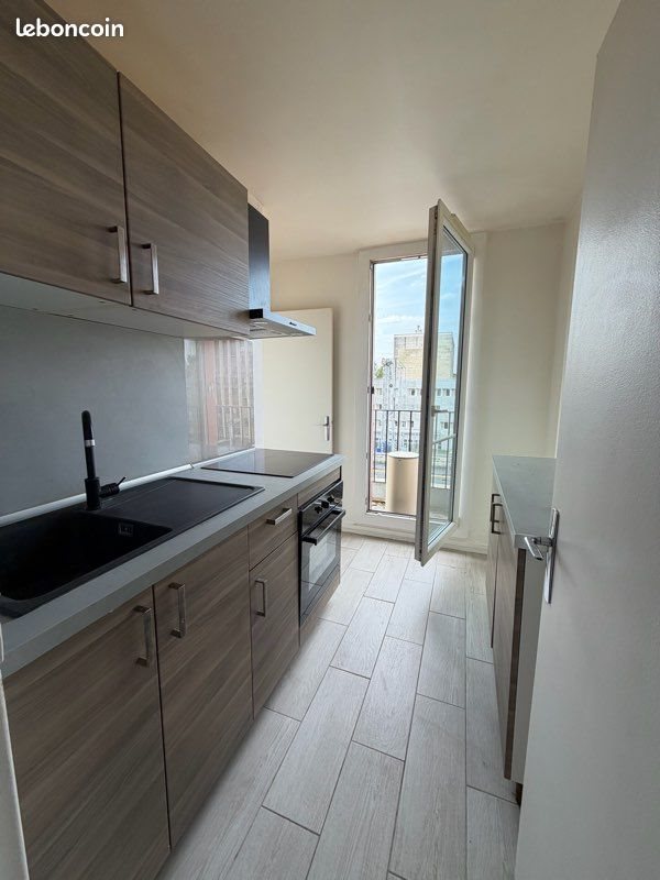 Appartement à louer, 47m², Meudon-la-Forêt