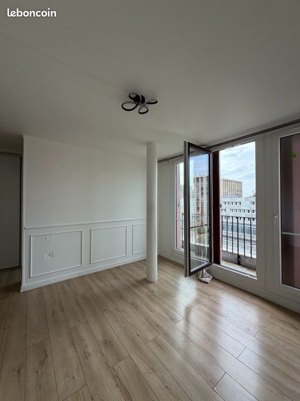 Appartement à louer, 47m², Meudon-la-Forêt