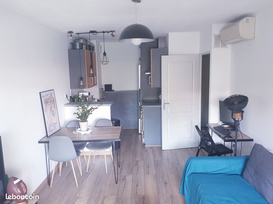 Appartement à louer, 40m², Nîmes