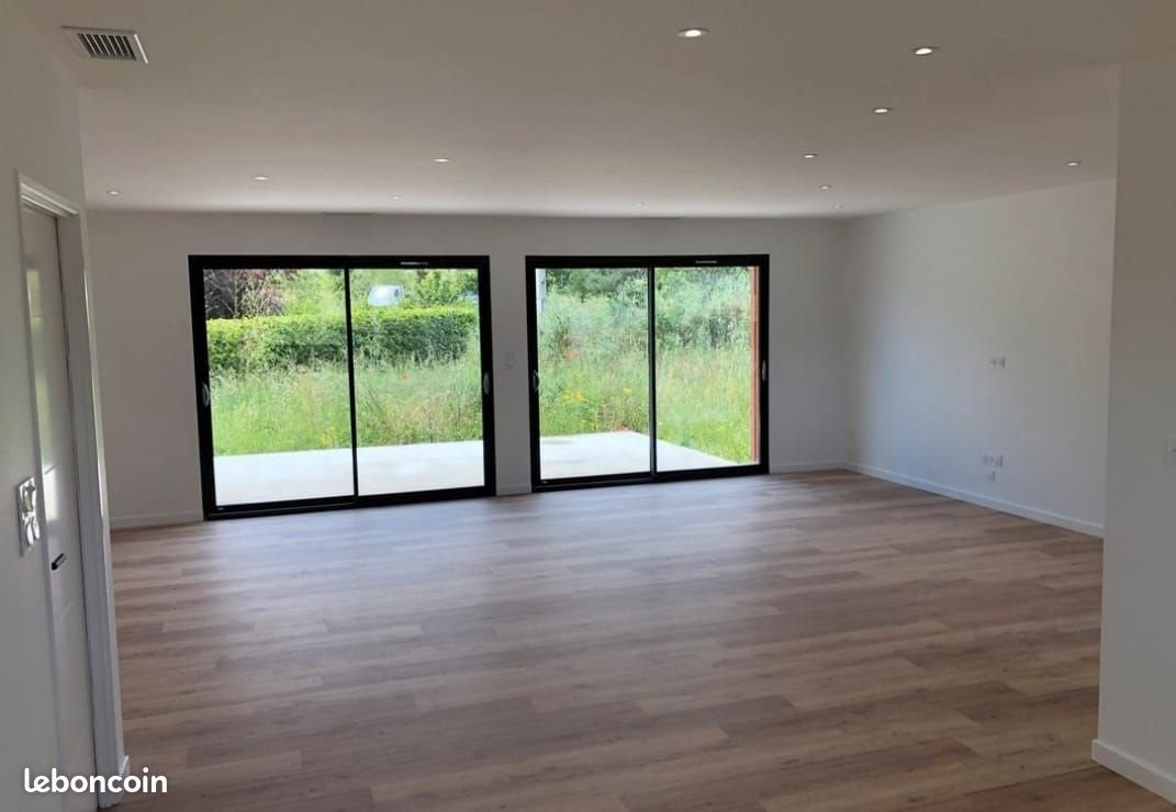 Maison à louer, 130m², Saint-Privat-des-Vieux