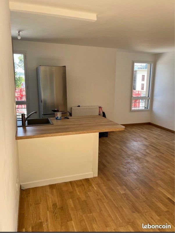 Appartement à louer, 68m², Viroflay