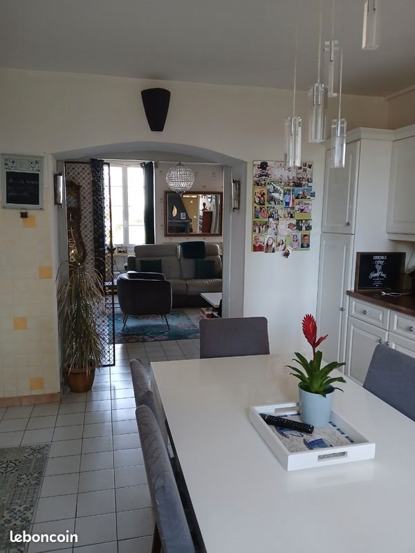 Maison à vendre, 170m², Roumens