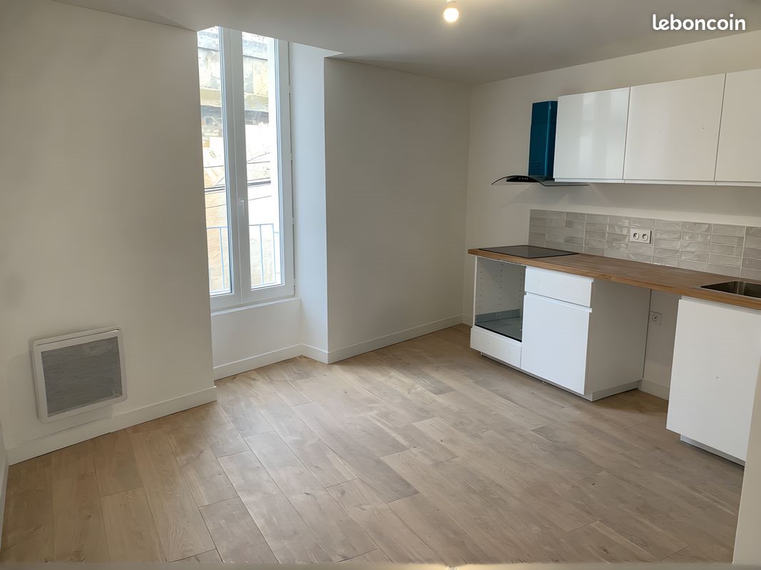 Appartement à louer, 80m², Nîmes