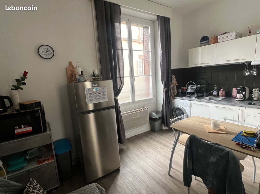 Appartement à louer, 35m², Aurillac