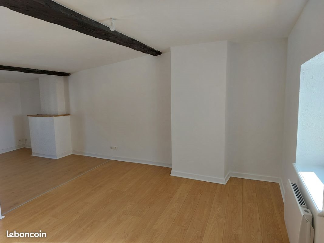 Appartement à louer, 57m², Lons-le-Saunier