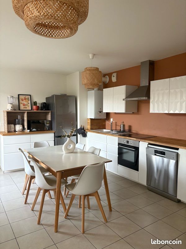 Appartement à louer, 46m², Vénissieux