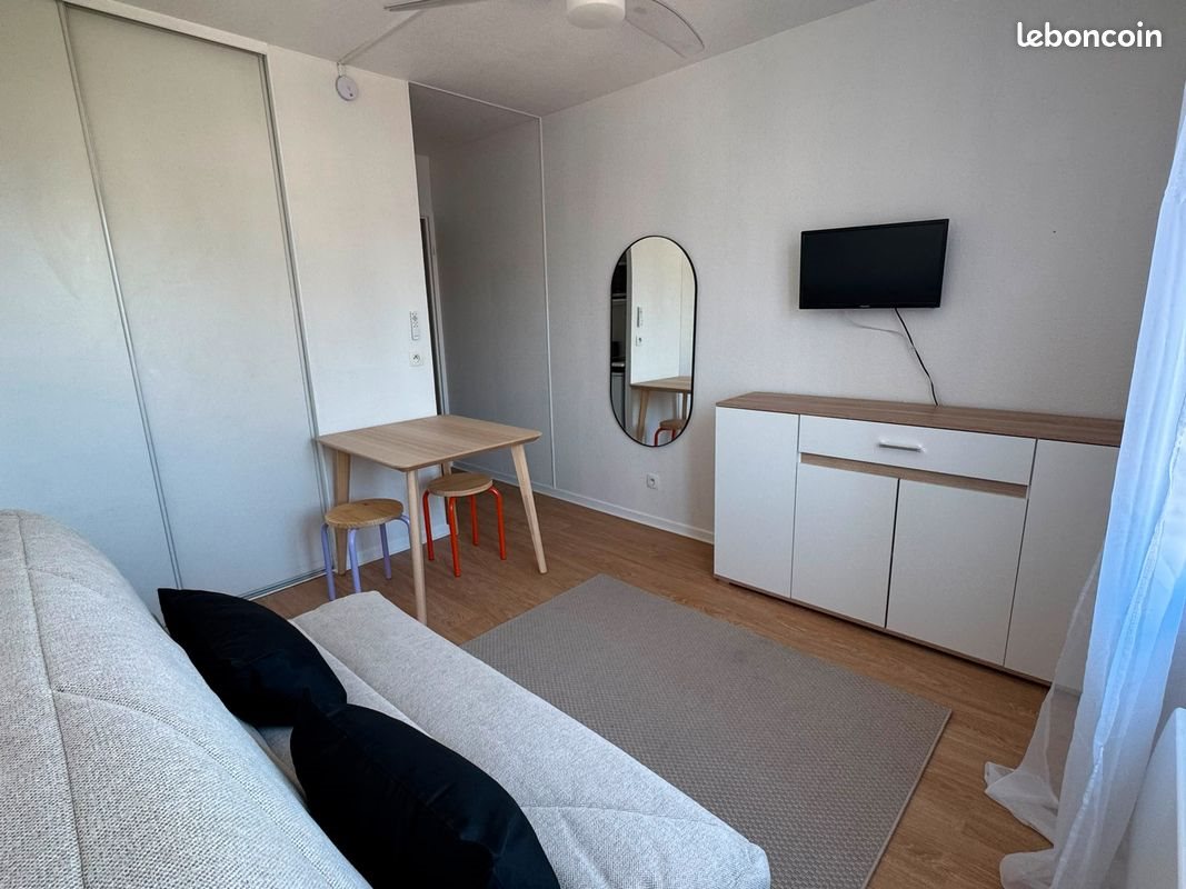 Appartement à louer, 19m², Fontaine