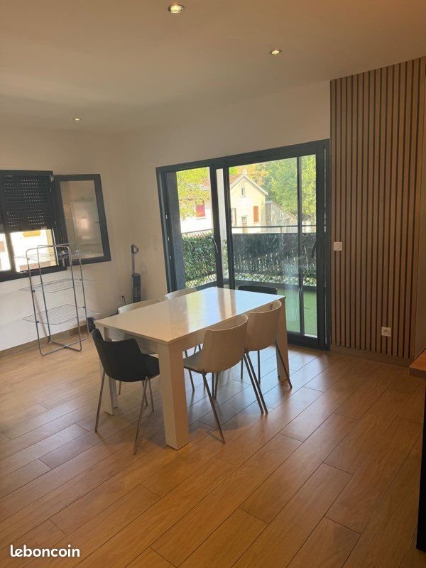 Maison à louer, 96m², Mâcon
