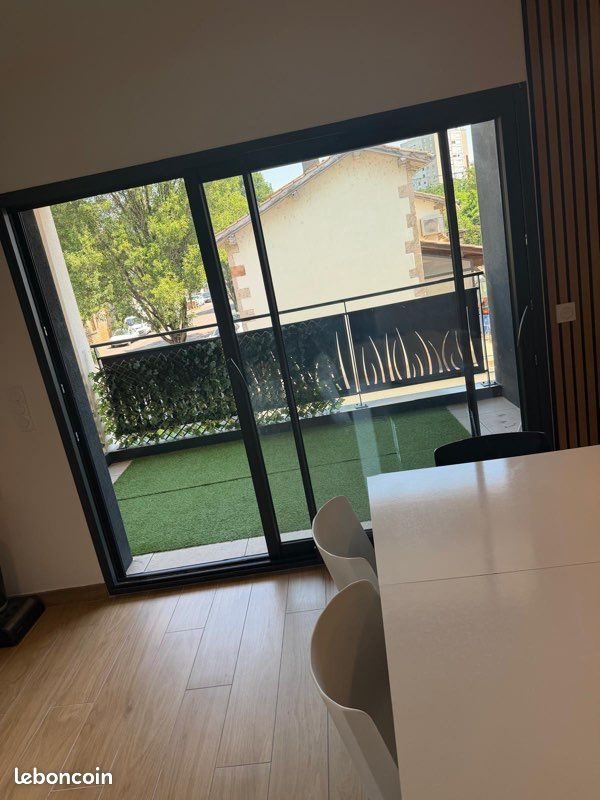 Maison à louer, 96m², Mâcon
