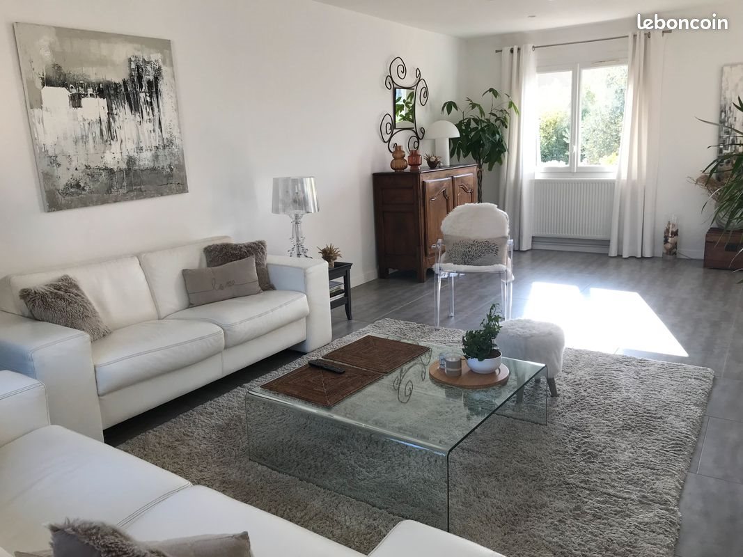 Maison à louer, 132m², Génissieux