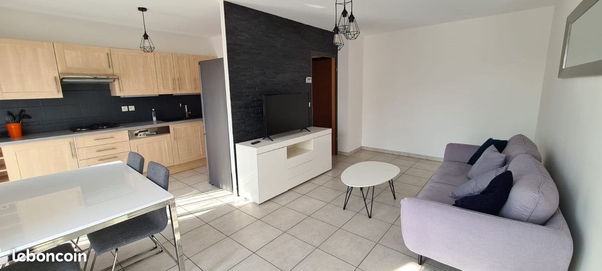 Appartement à louer, 46m², Prévessin-Moëns