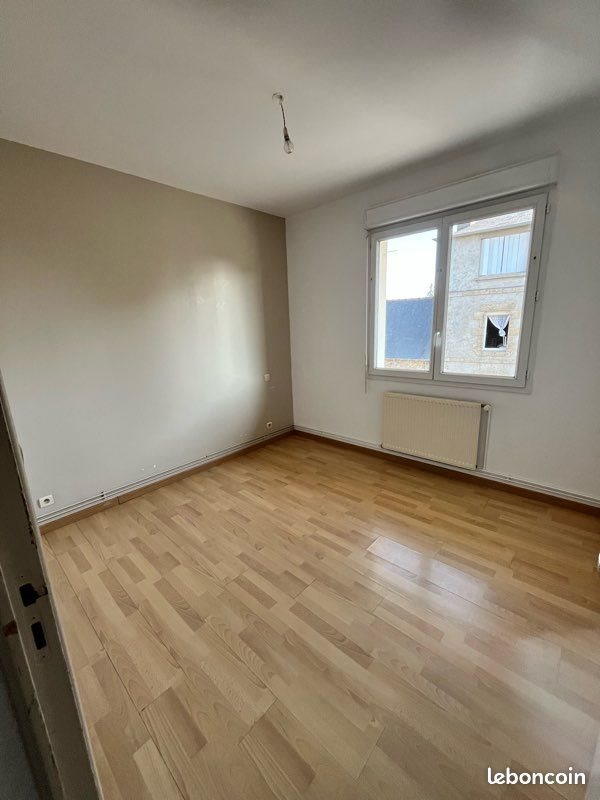 Appartement à louer, 45m², Ploumagoar