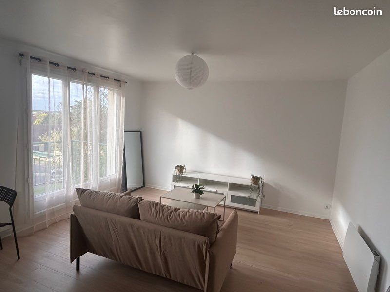 Appartement à louer, 45m², Mantes-la-Ville