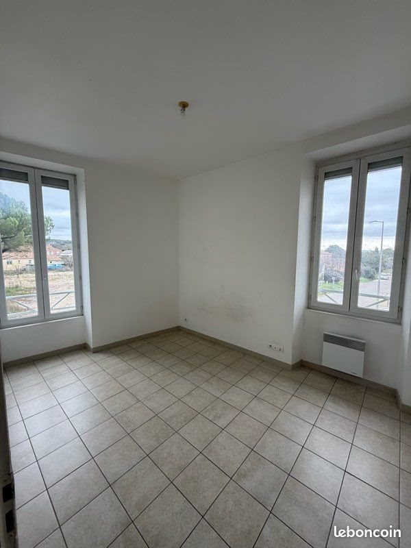 Appartement à louer, 60m², Saint-Mamert-du-Gard