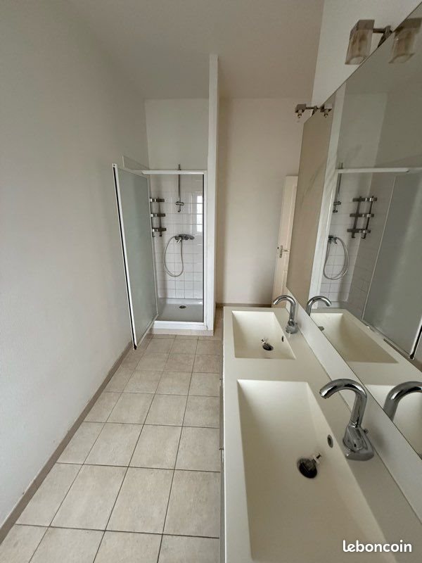 Appartement à louer, 60m², Saint-Mamert-du-Gard