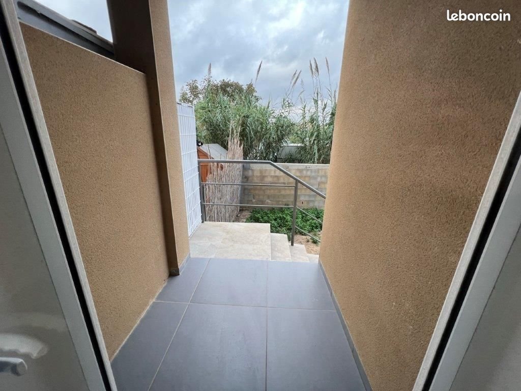 Appartement à louer, 60m², Vias