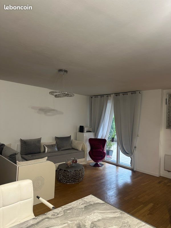 Appartement à vendre, 65m², Saint-Maurice