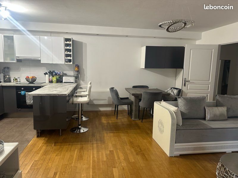 Appartement à vendre, 65m², Saint-Maurice
