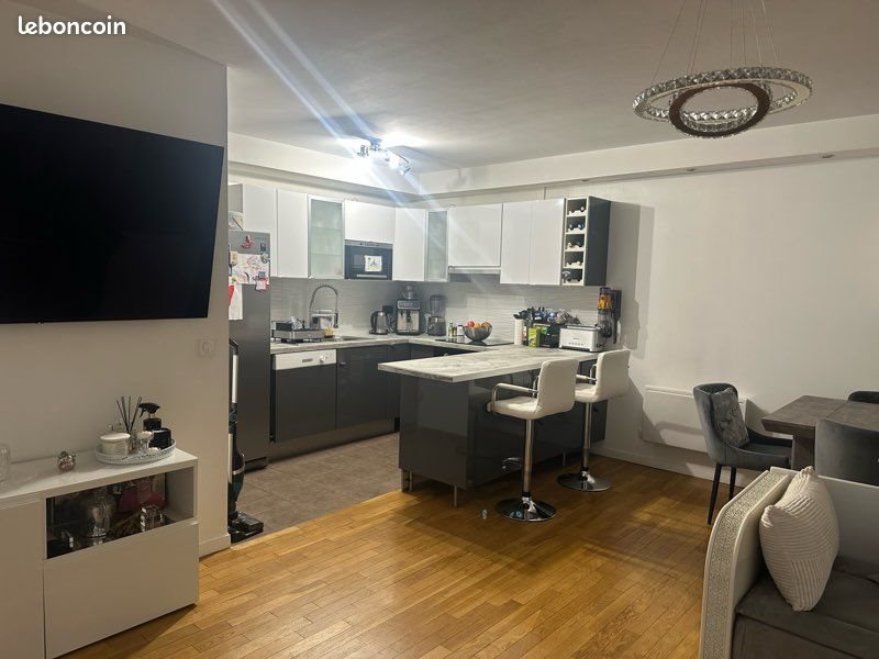 Appartement à vendre, 65m², Saint-Maurice