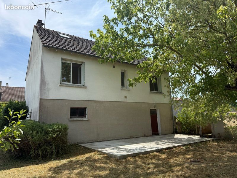 Maison à vendre, 110m², Laroche-Saint-Cydroine