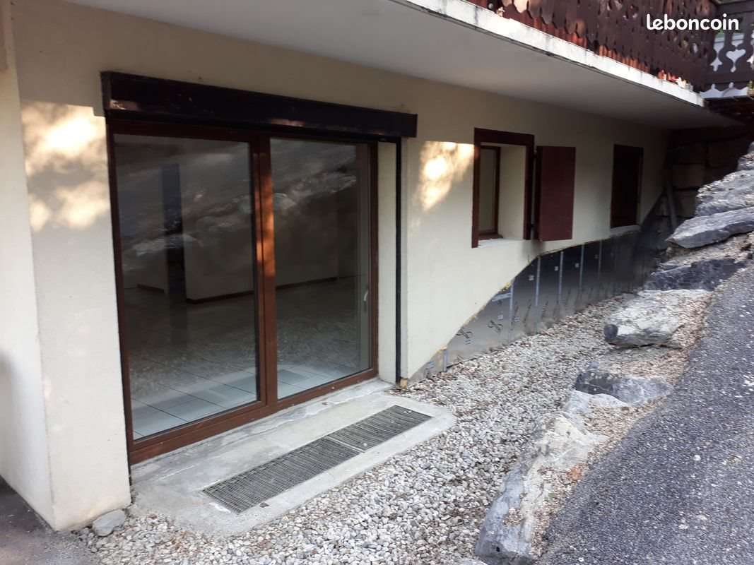 Appartement à louer, 60m², Thyez