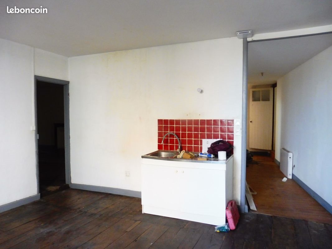 Appartement à louer, 86m², Civray
