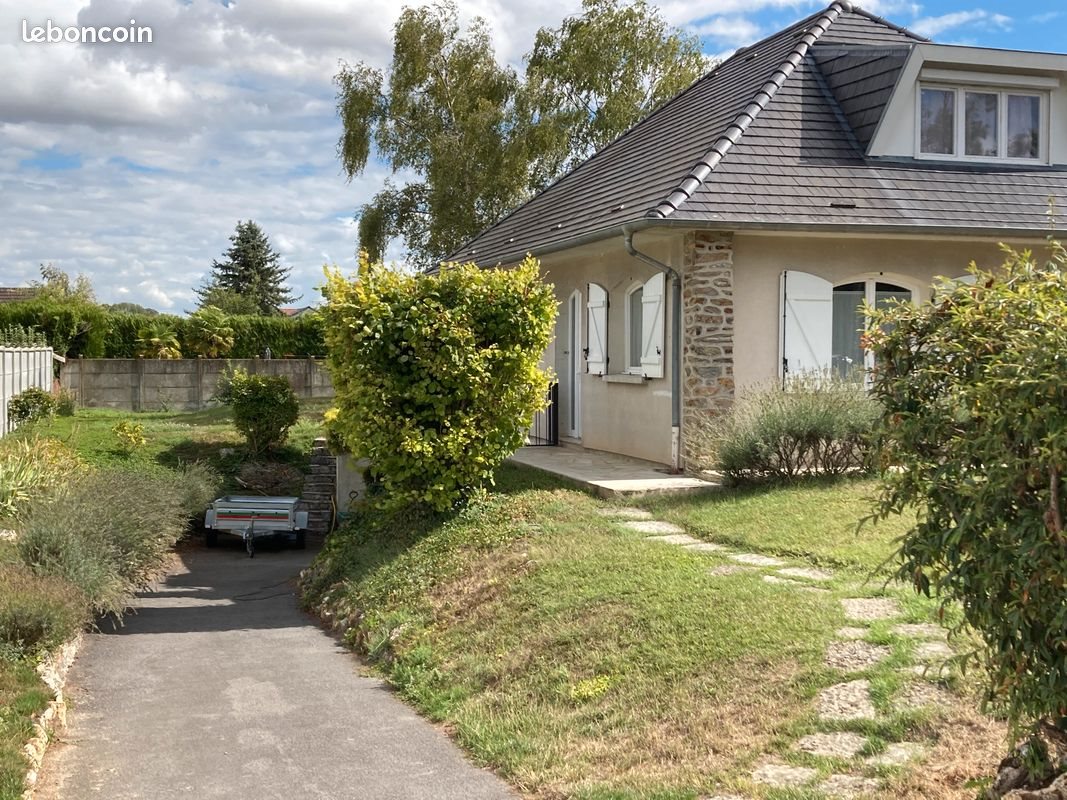Maison à louer, 150m², Prunay