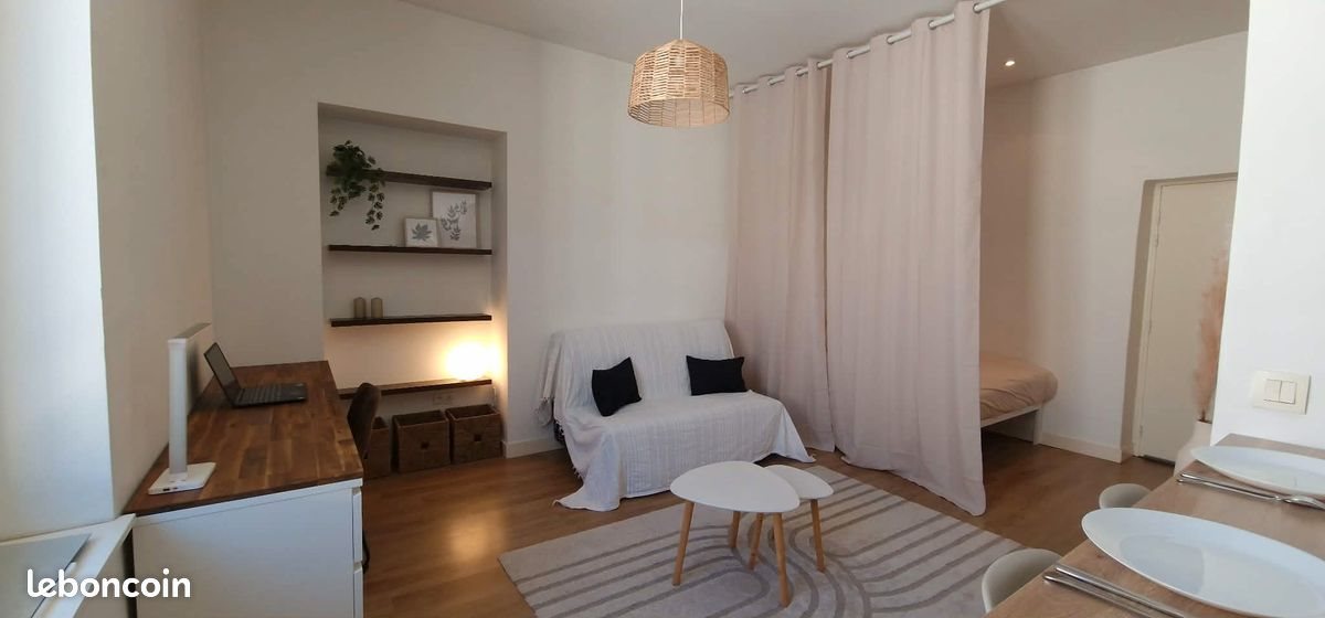 Appartement à louer, 30m², Nîmes