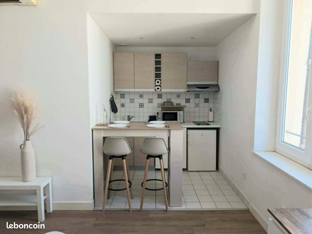 Appartement à louer, 30m², Nîmes