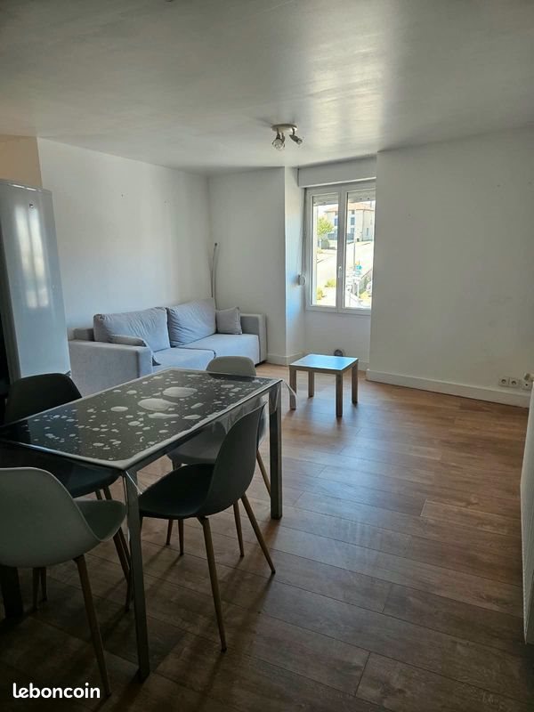 Appartement à louer, 50m², Moirans