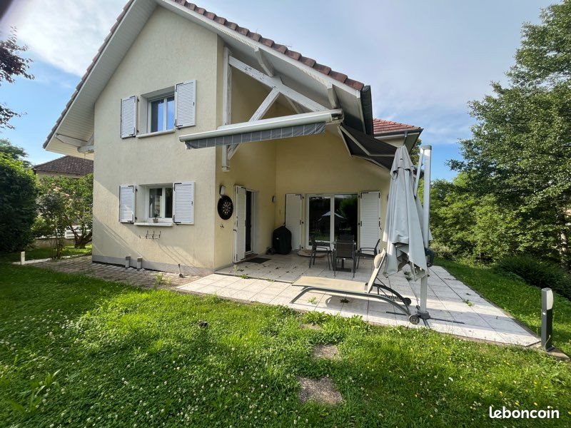 Maison à vendre, 180m², Anjoutey