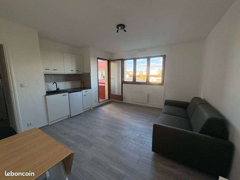 Appartement à louer, 24m², Nîmes