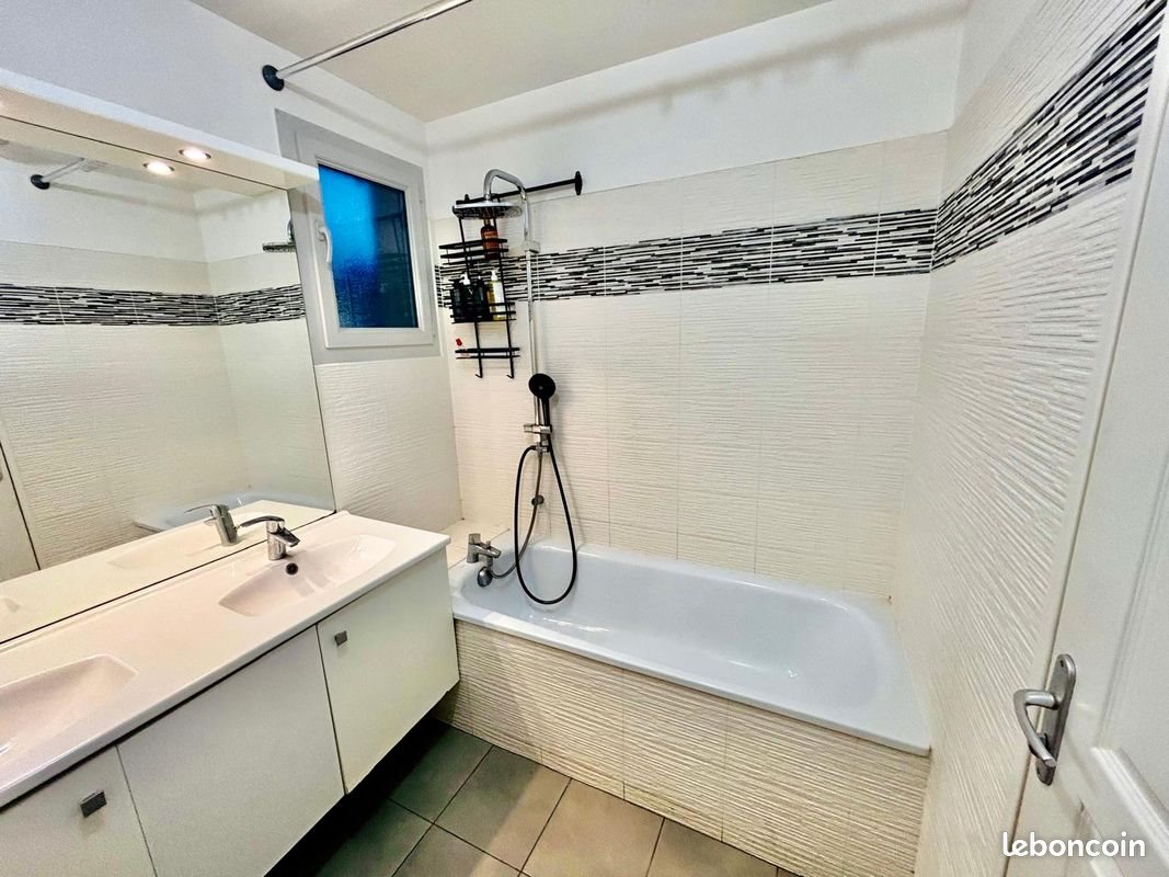 Maison à vendre, 115m², Feucherolles