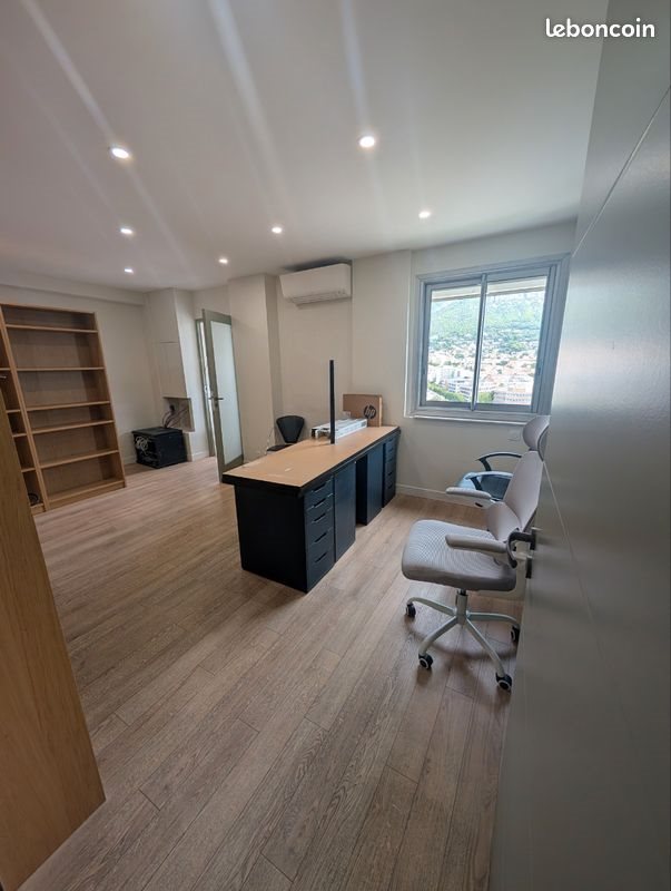 Appartement à louer, 98m², Toulon