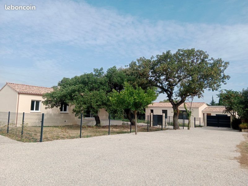 Maison à louer, 95m², Grillon