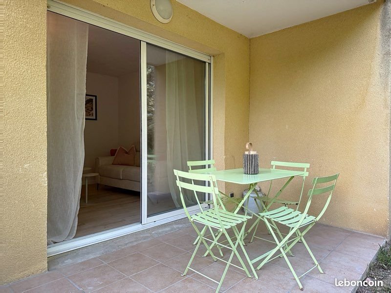 Appartement à louer, 45m², Fuveau