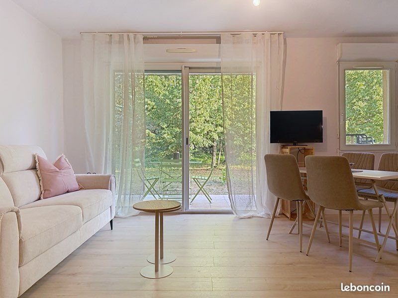 Appartement à louer, 45m², Fuveau
