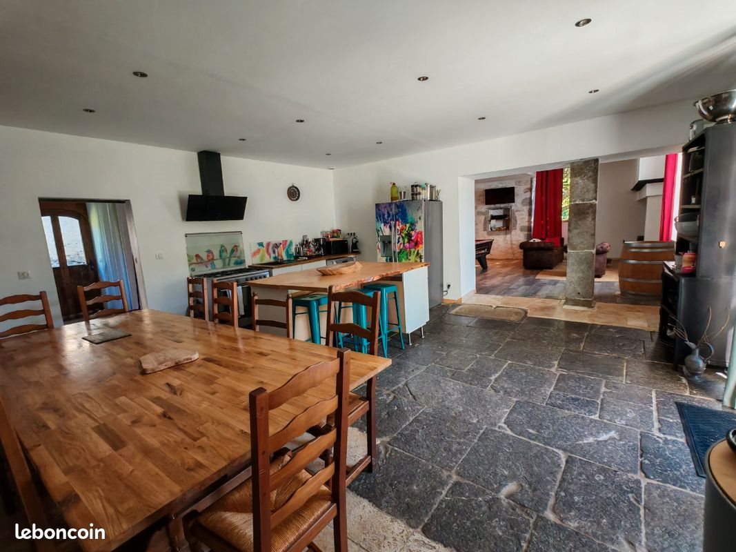 Maison à vendre, 300m², Louvie-Juzon