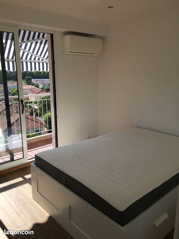 Appartement à louer, 35m², Nîmes