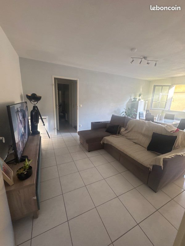 Appartement à louer, 50m², Pont-du-Château