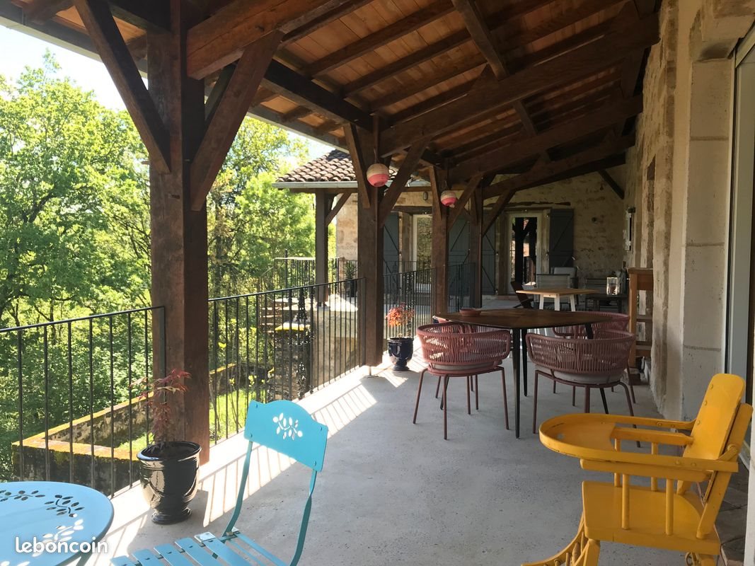 Appartement à louer, 90m², Figeac